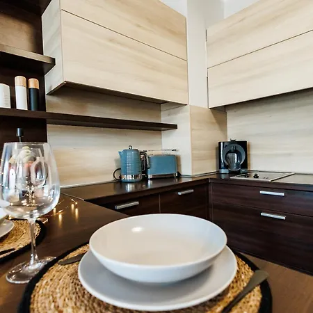 Bella Boutique * סאני ביץ'